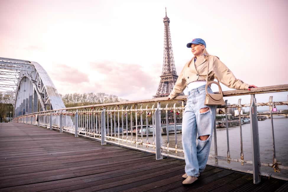 Paris: Private Photoshoot Near the Eiffel Tower - Posing help, comfort level, and special moments
