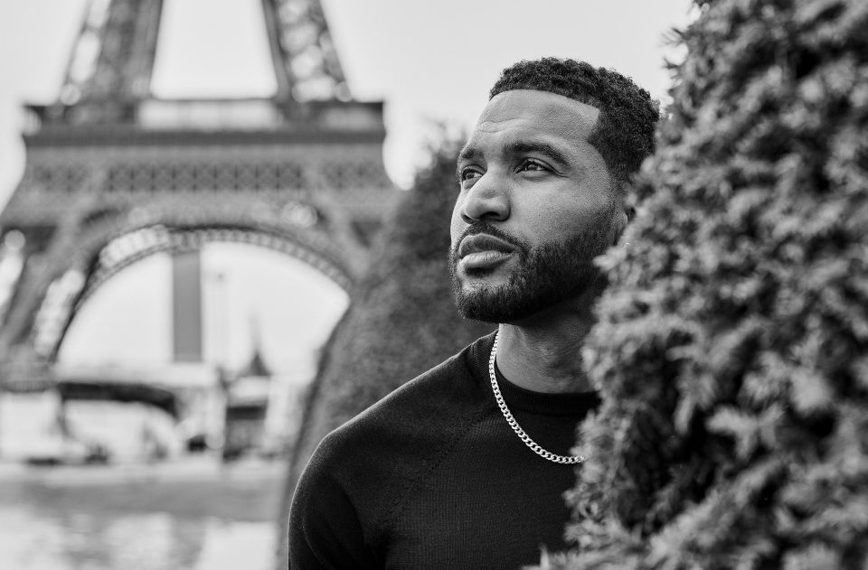 Paris: Private VIP Photoshoot with Experienced Photographer - Where you’ll shoot: Eiffel Tower views, Seine angles, and classic Paris streets