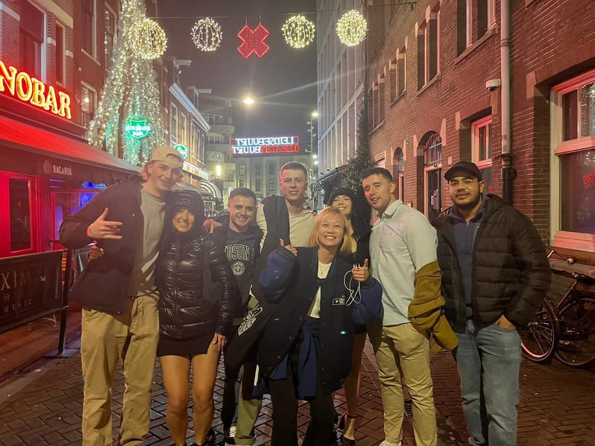 Paris: Pub Crawl with Shots and Nightclub Entry - Omar or Amine: How the Guide Shapes Your Night