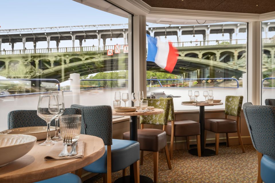 Paris: Romantic Cruise with 3-course Dinner on Seine River - Price and added costs: where the $94 value lands