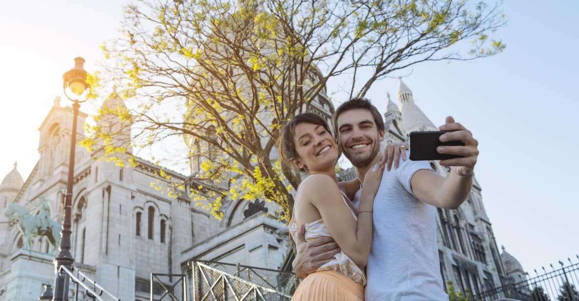 Paris: Sacré-Coeur and Montmartre Tour with Expert Guide - Starting at Carrousel de Saint-Pierre: get your bearings fast