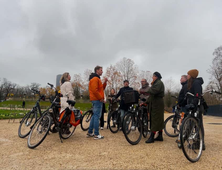 Paris: Secret City Bike Tour Off the Tourist Path - Stop-by-Stop: What Each Timed Stop Feels Like