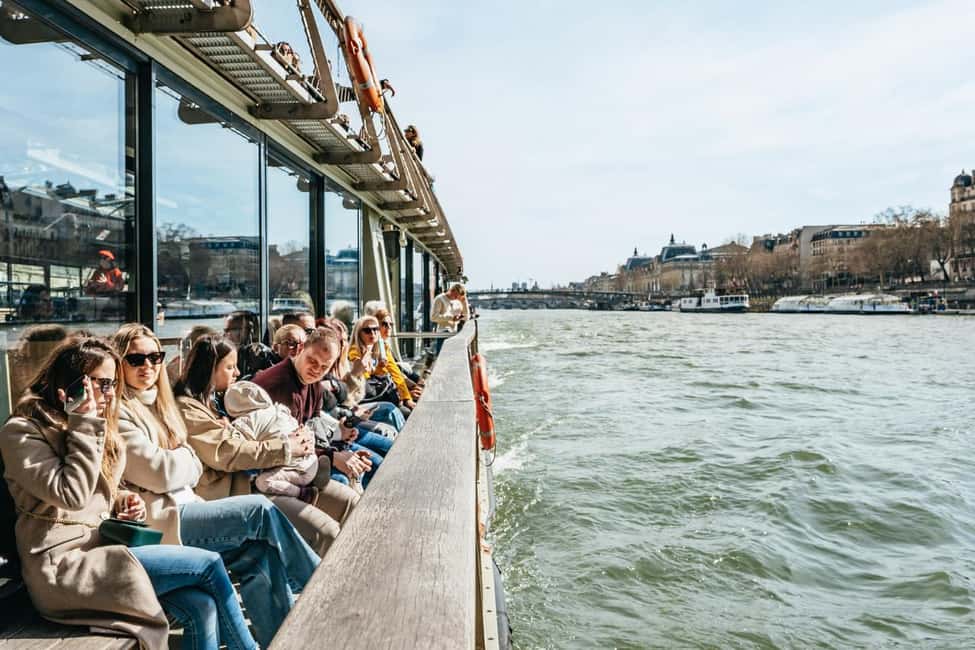 Paris: Seine Cruise and Macaron Tasting by the Eiffel Tower - Key moments that matter