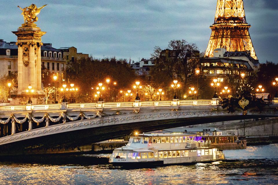 Paris: Seine Dinner Cruise from Eiffel Tower/Liberty Statue - A Cozy Seine Dinner With an Eiffel Tower Finish
