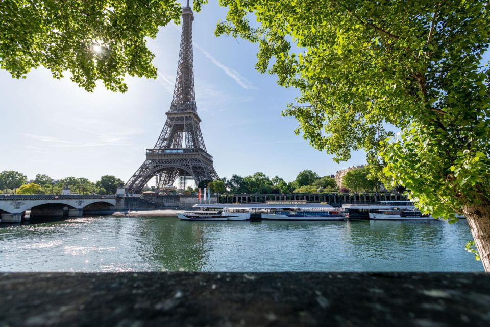 Paris: Seine River Cruise with a Live Guide - Should You Book This Seine River Cruise?