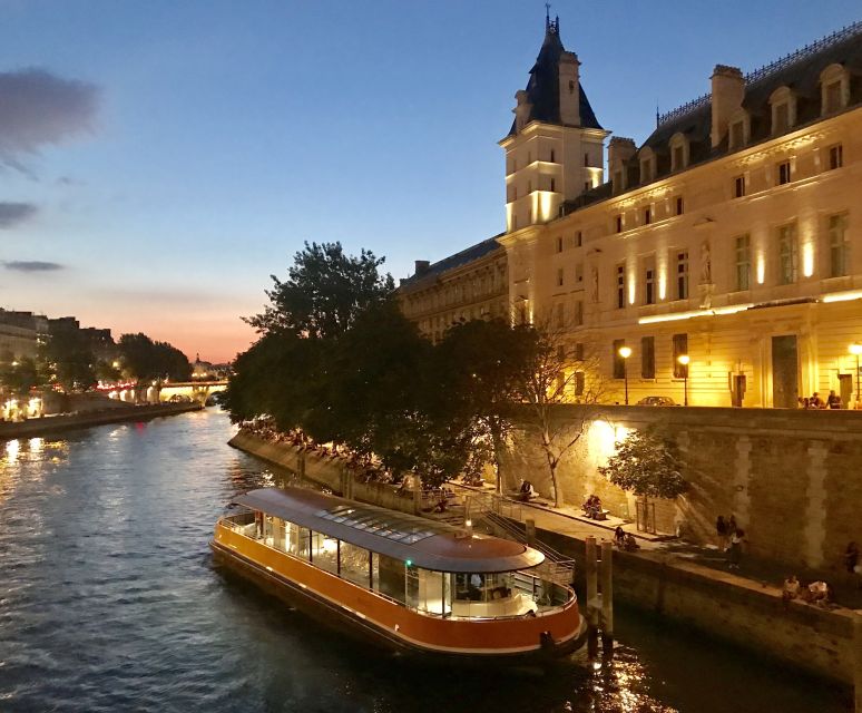 Paris: Seine River Panoramic Cruise - The Insolite boat: room to roam, not a cattle-car cruise