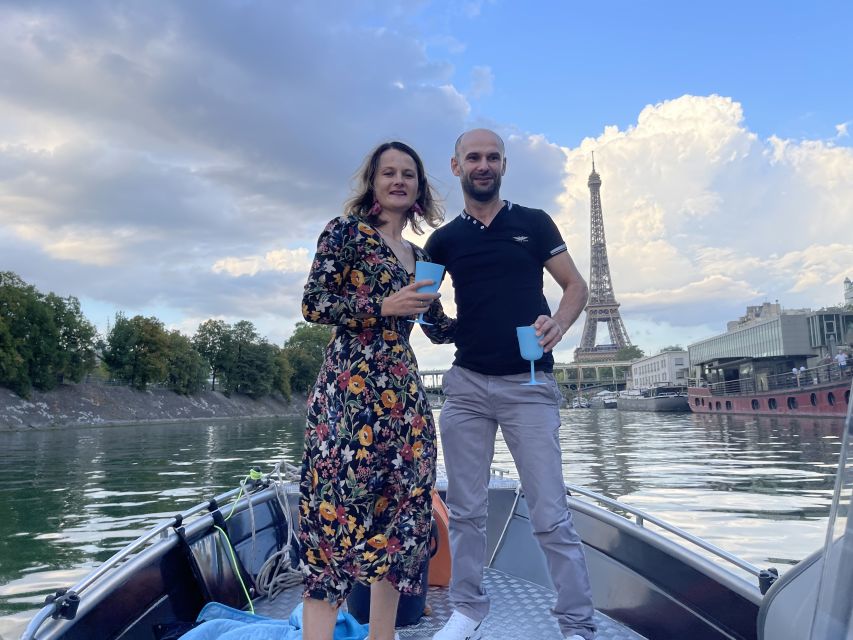 Paris: Seine River Private Cruise - Choosing the right boat: standard vs newer, roomier options