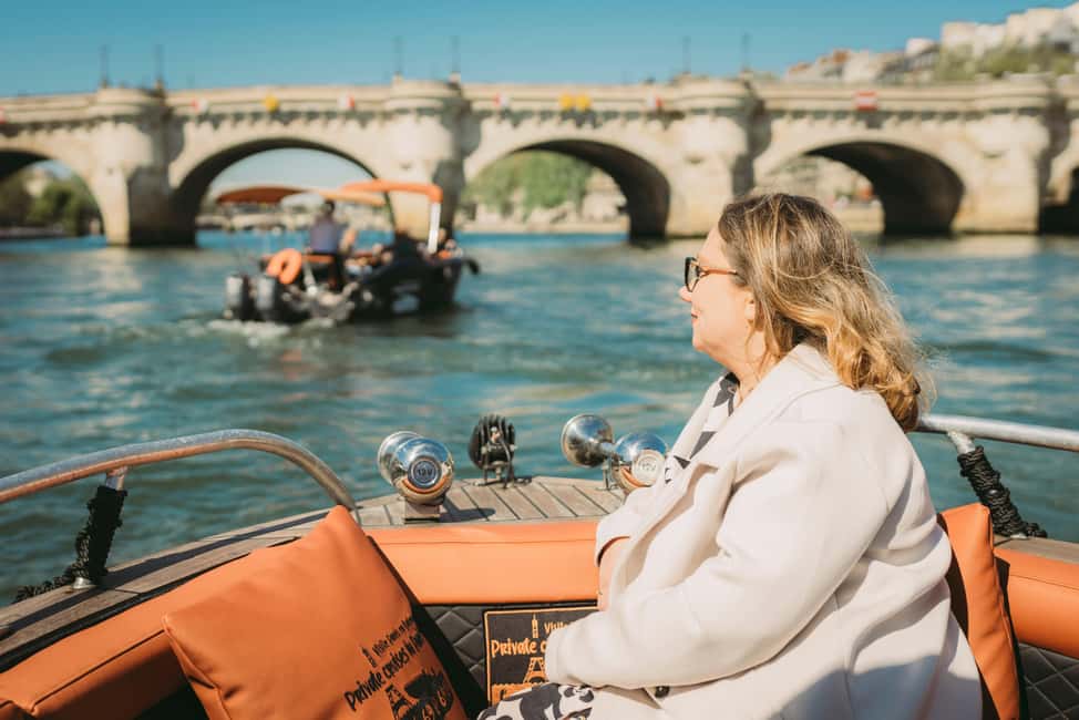 Paris: Seine River Private Cruise - Captains and photo help: Robert, Rado, and Patricia set a high bar