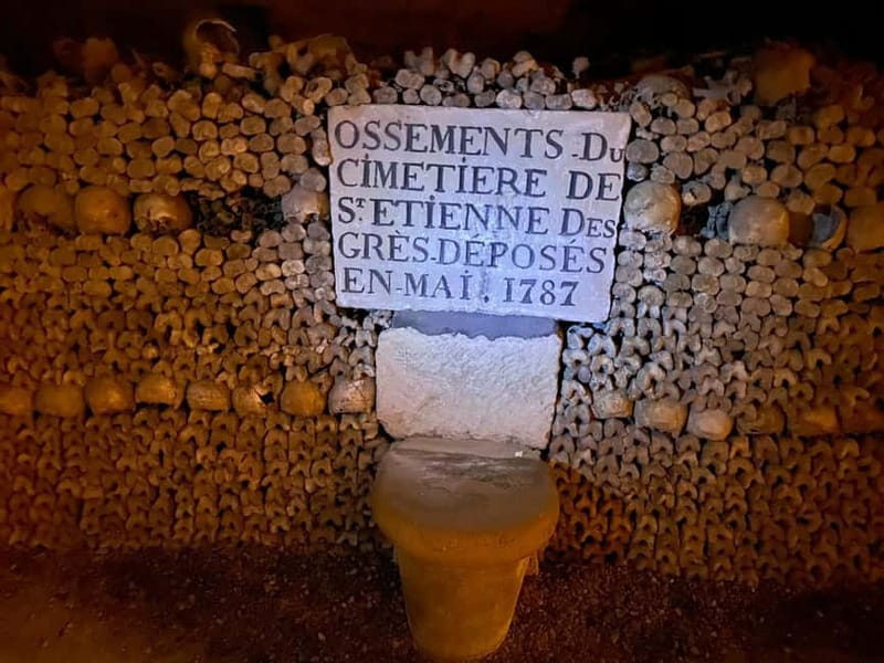Paris: Small-Group Catacombs Tour with Skip-the-Line Entry - Restricted Areas: What You Actually Get Beyond the Standard Route
