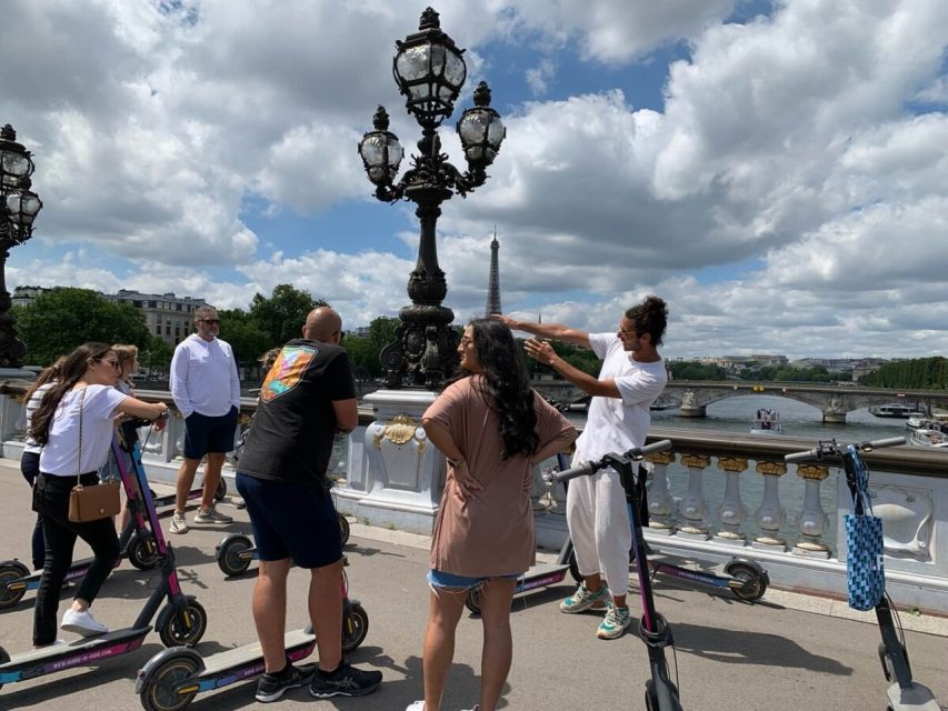 Paris: Small-Group E-Scooter Tour with a Local Guide - Alexandre III Bridge and the Seine River: where the photos actually work