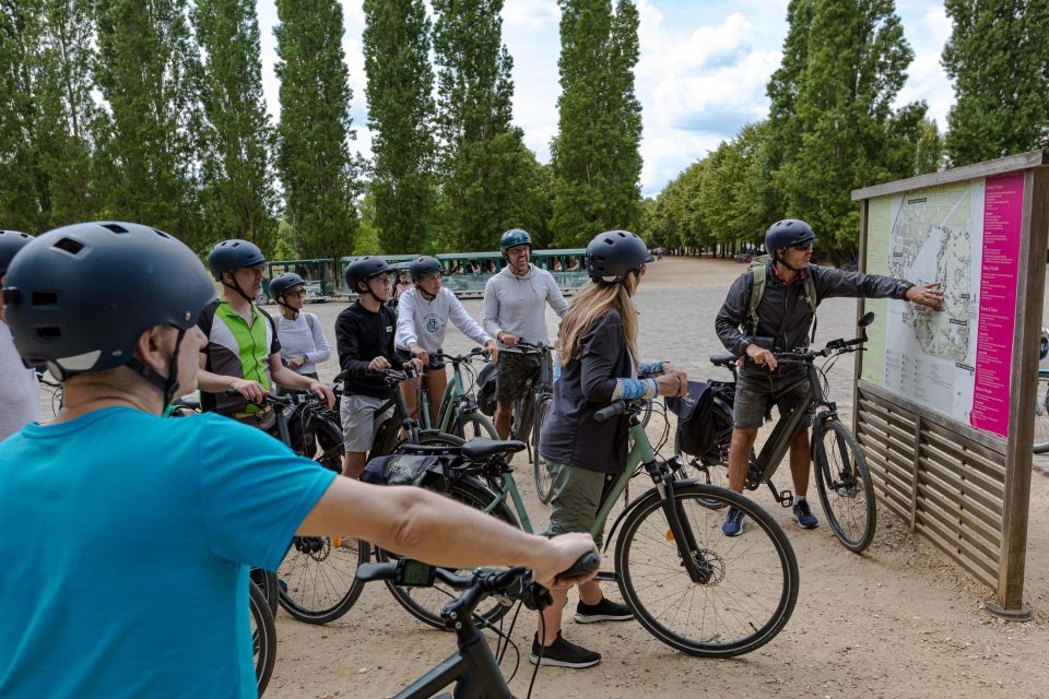 Paris: Versailles Palace and Queen Hamlet E-Bike Tour - Versailles Palace time and the Hall of Mirrors: how to use your 1h15