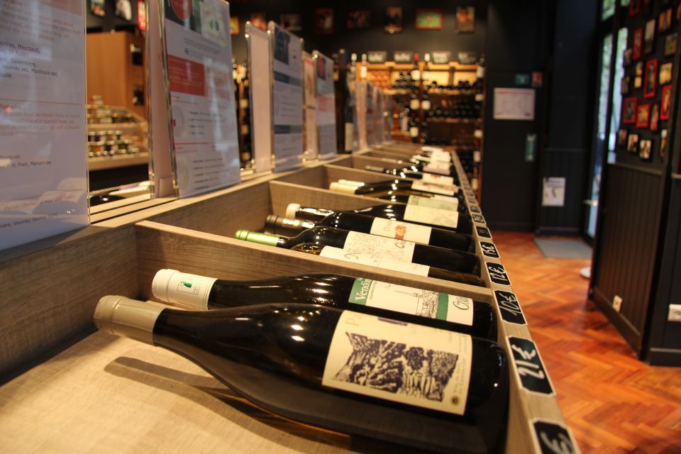 Paris: Wine and Cheese Tasting - Your tasting flight: how the guide builds it around you
