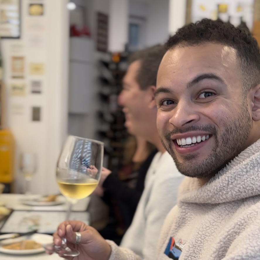 Paris: Wine Tasting Experience with 6 Wines and Cheese Board - Key highlights to look for