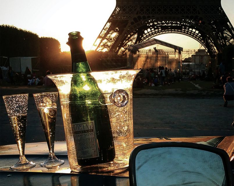 Private tour of Paris by Night with Champagne - Who should book this 2CV Champagne night tour