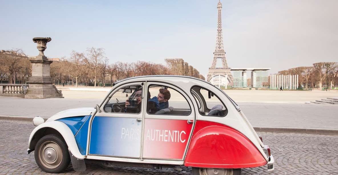 Romantic Paris Vintage Citroën 2CV Tour - Riding a classic Citroën 2CV from Eiffel Tower to Montmartre