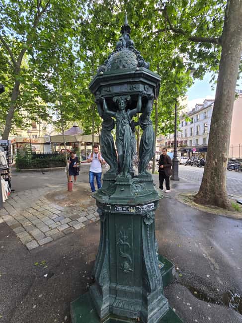 The historic district of Montmartre - The finish at Sacré-Cœur: closing the loop