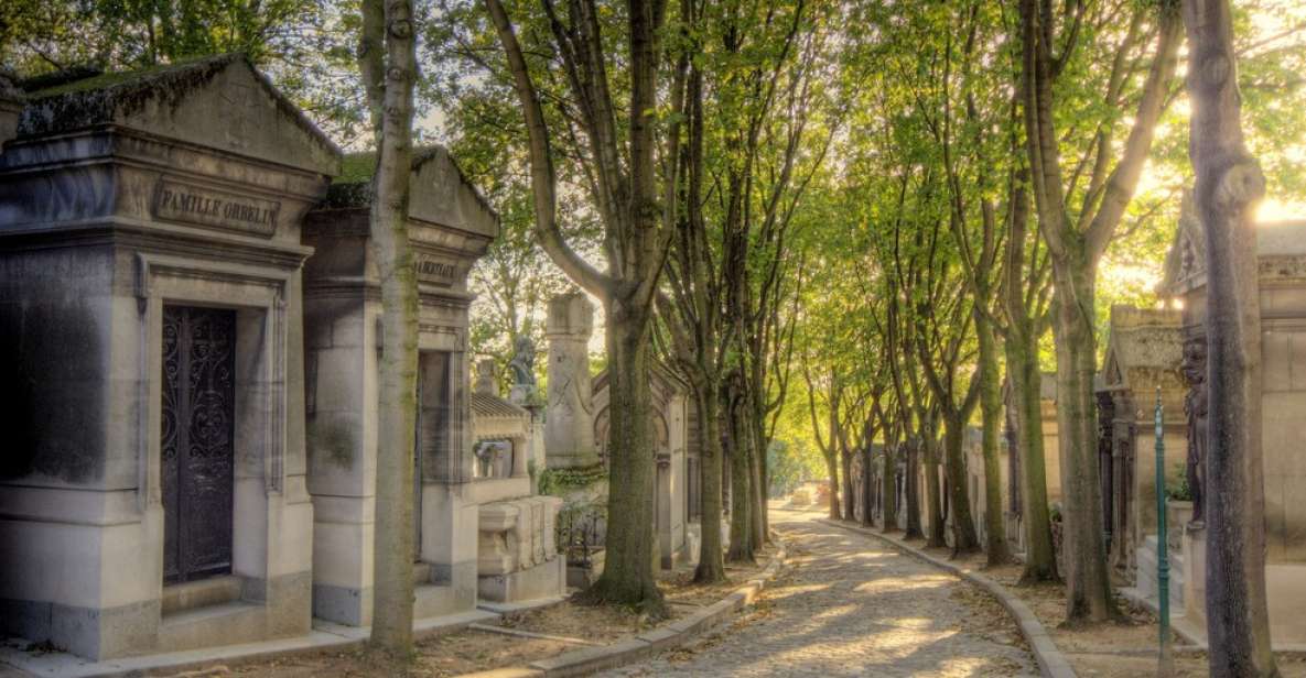 The Père Lachaise Cemetery: Guided 2-Hour Small-Group Tour - A cemetery with a plot: how your licensed guide makes the place make sense