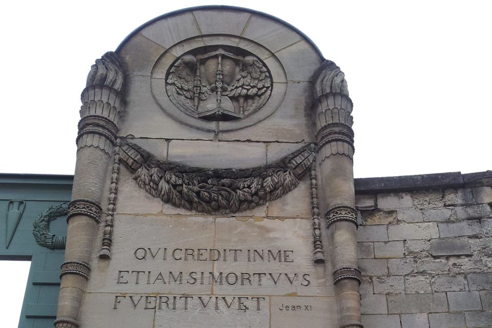 The Père Lachaise Cemetery: Guided 2-Hour Small-Group Tour - Price and value: $28 for a 2-hour guided route that saves you time