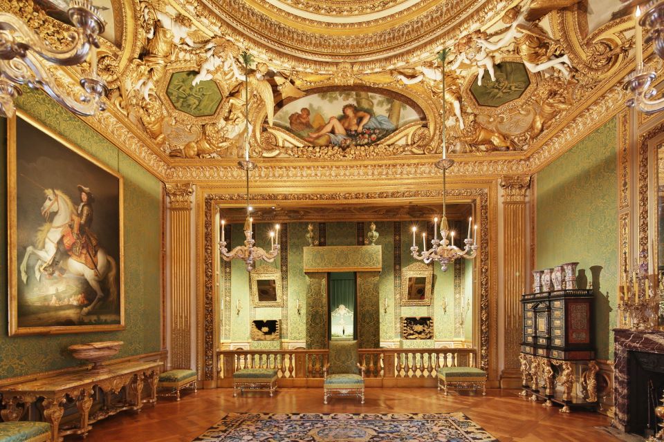 Vaux le Vicomte Chateau Entry Ticket and Chateaubus Transfer - Finding the Chateaubus shuttle stop in Melun (and avoiding stress)